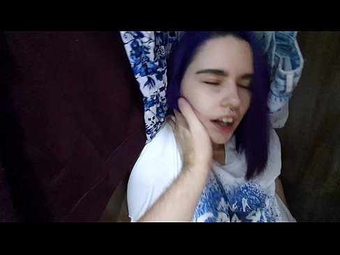 ❤️ Нашел сестренку в шкафу и помог кончить ❤️❌ Порнушка на makesexnotwar.ru ❌
